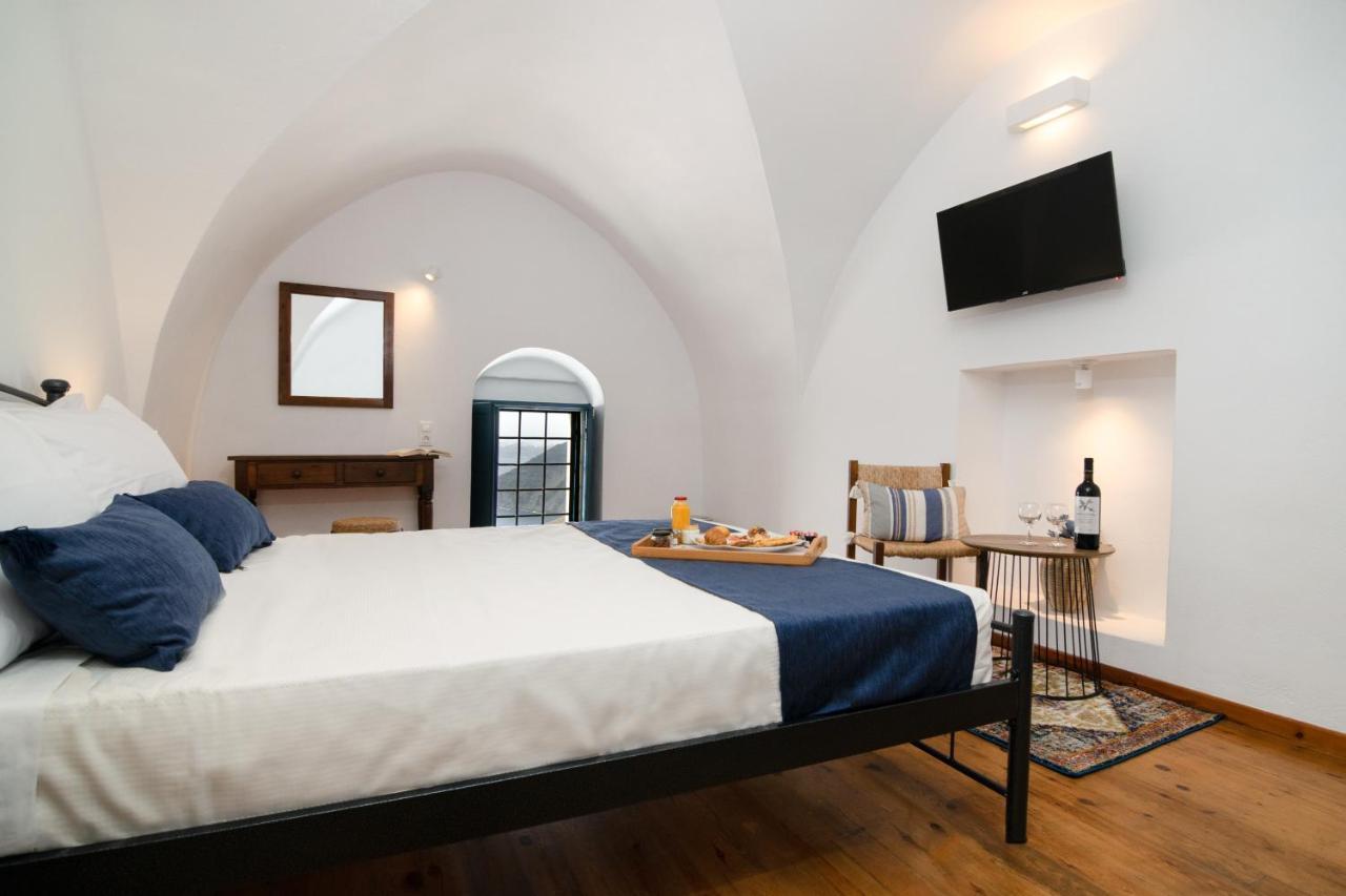 Delion View Hotel Тира Экстерьер фото